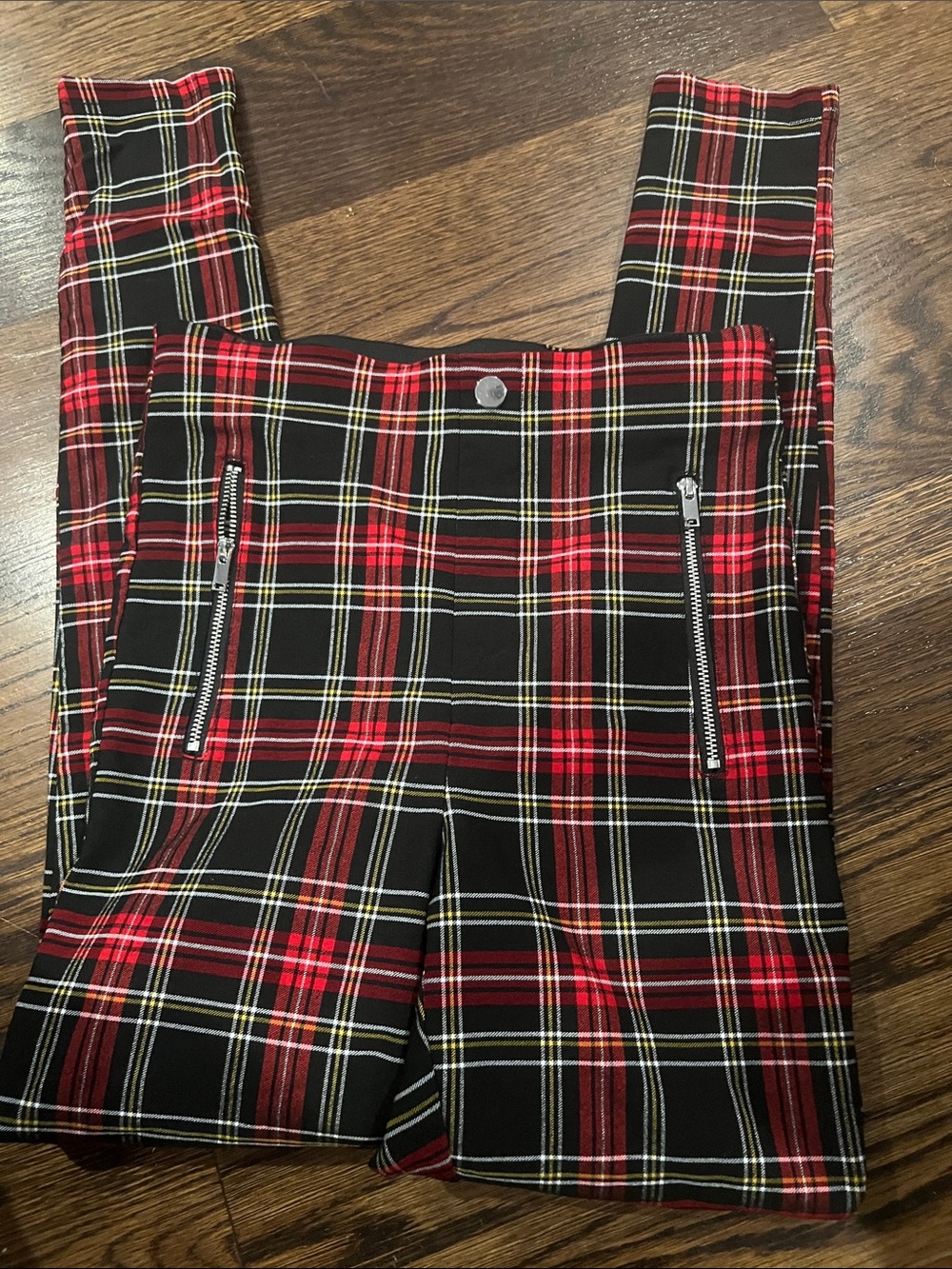 Zara Red & Black Plaid Skinny Pants with Zip Pockets - Picture 1 of 3
